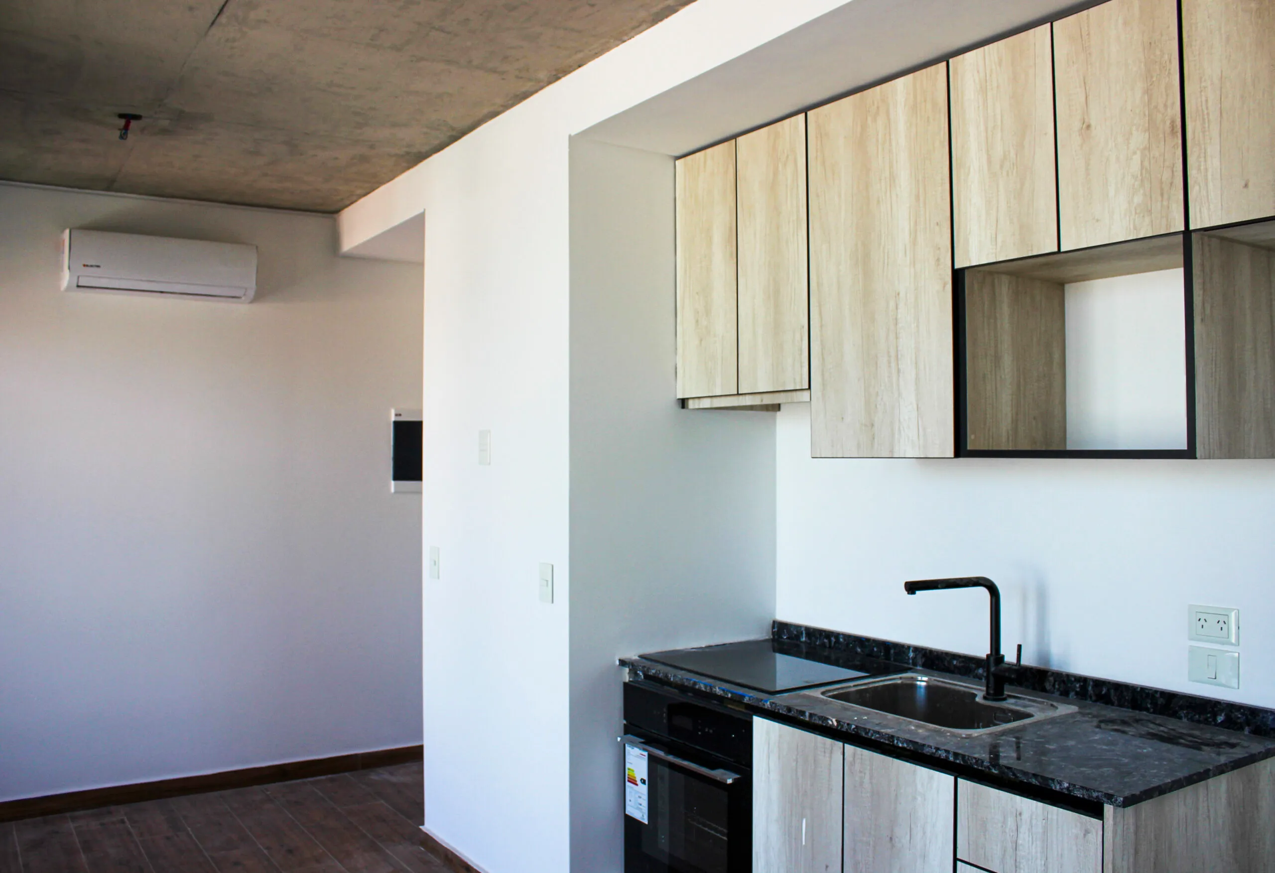 Icon Boulevard Caseros
